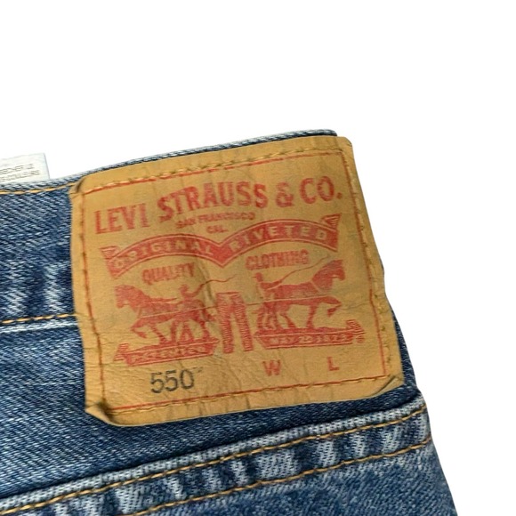 Levis 550 Mens Jeans 52x29 Relaxed Fit Tapered Leg Medium Wash Denim NWT - Picture 8 of 10